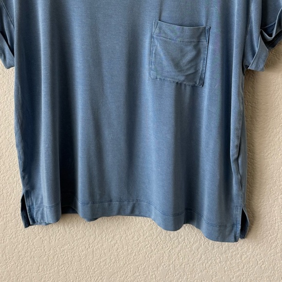 American Eagle Soft & Sexy Blue Roll Sleeve Crewneck Pocket T Shirt Size Small - Picture 4 of 11